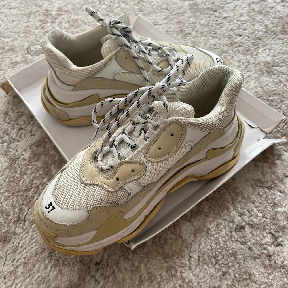 balenciaga triple s sneakers